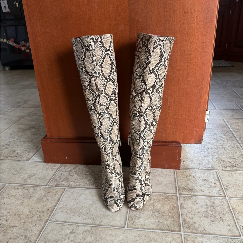 Zara Women’s Knee-High Snakeskin Boots, Size 6, Maximalist, Animal Print
